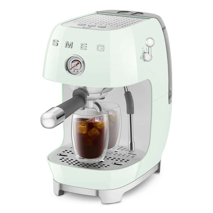 ECF03PGEU__smeg-macchina-caffe-espresso-estrazione-a-freddo-verde-pastello-09.webp