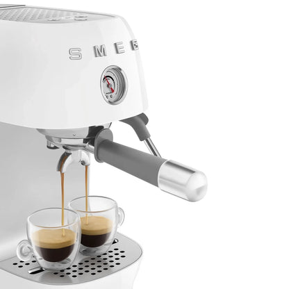 ECF03WHEU__smeg-macchina-caffe-espresso-estrazione-a-freddo-bianco-10.webp