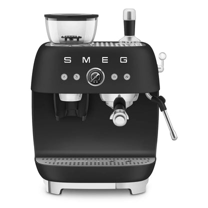 EGF03BLMEU__smeg-macchina-caffe-espresso-macinacaffe-integrato-nero-opaco-01.webp