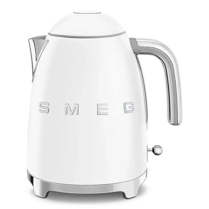 KLF03WHMEU__smeg-bollitore-elettrico-50s-style-bianco-opaco-01
