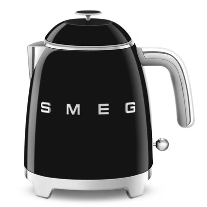 KLF05BLEU__smeg-mini-bollitore-50s-style-nero-01