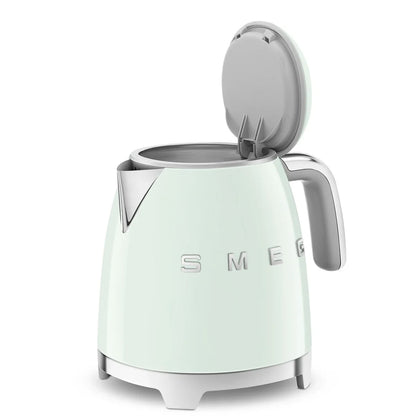 KLF05PGEU__smeg-mini-bollitore-50s-style-verde-pastello-09