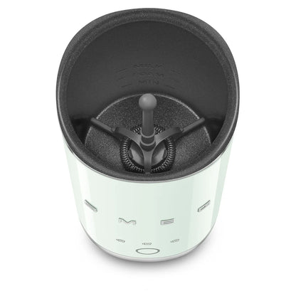 MFF02PGEU__smeg-montalatte-elettrico-50s-style-verde-pastello-08