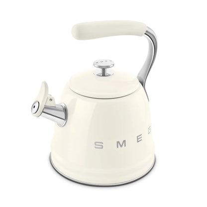 WKF01CR__smeg-bollitore-con-fischio-50s-style-panna-05