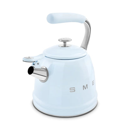 WKF01PB__smeg-bollitore-con-fischio-50s-style-azzurro-06