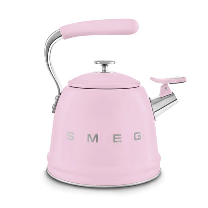WKF01PK__smeg-bollitore-con-fischio-50s-style-rosa-03