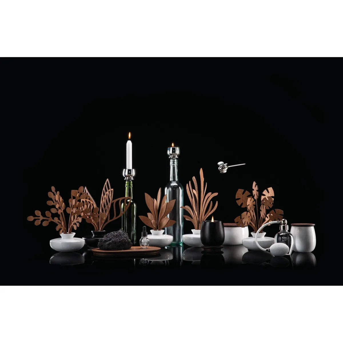 Alessi Diffusore a Foglia per Ambiente, porcellana e mogano, design Marcel Wanders