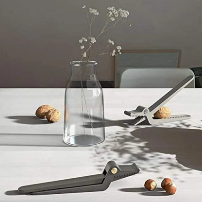Alessi Schiaccianoci Coccodrillo in alluminio con rivestimento PVD