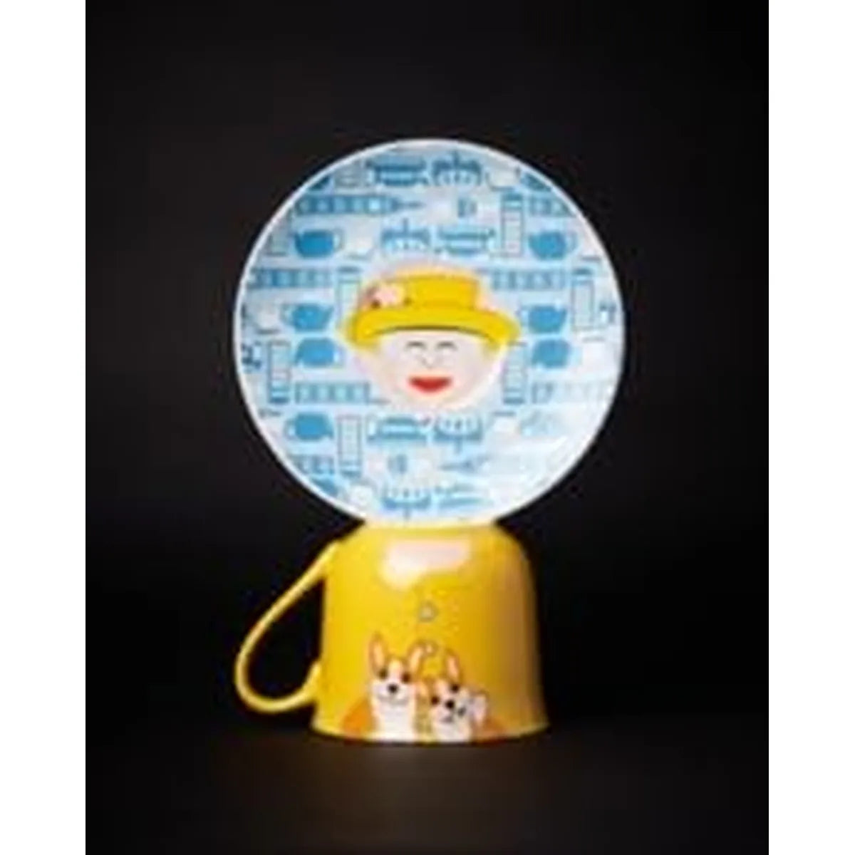 Blogodesign tazza The Queen con piattino in porcellana decorata
