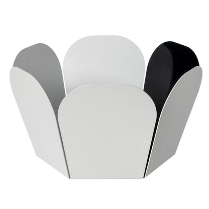 Arti & Mestieri Centrotavola Fluid in ferro design moderno, disponibile in Fango/Rosso lucido, Nero/Oro laccato e Bianco