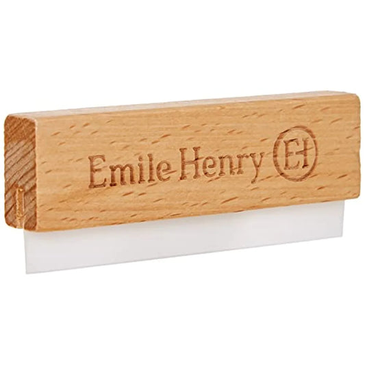 Emile Henry Taglierino per Pane 7 cm in ceramica color clay con manico in legno di faggio