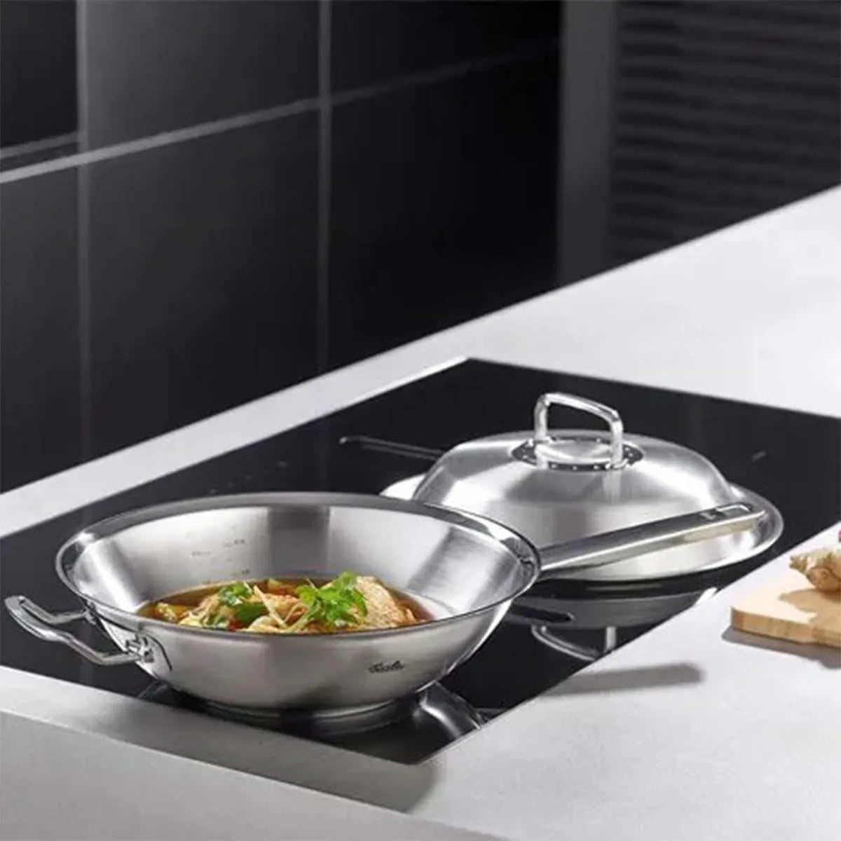 Fissler Padella Wok 4.1L 30cm acciaio inox 18/10 argentato
