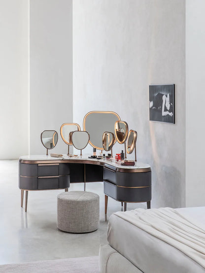 Flou Amal letto matrimoniale design Carlo Colombo con profili metallici oro brunito nickel nero