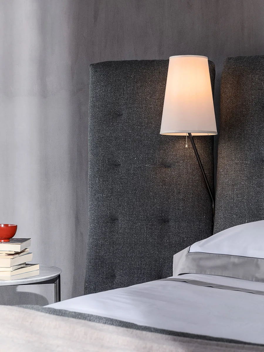 Flou Angle letto matrimoniale con paravento testata capitonné trapuntata - Stilmobili