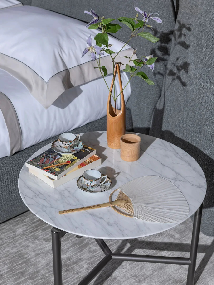 Flou Angle letto matrimoniale con paravento testata capitonné trapuntata - Stilmobili