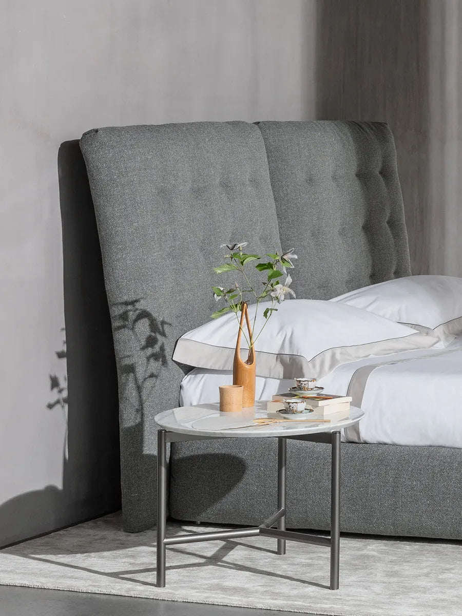 Flou Angle letto matrimoniale testata capitonné design Rodolfo Dordoni