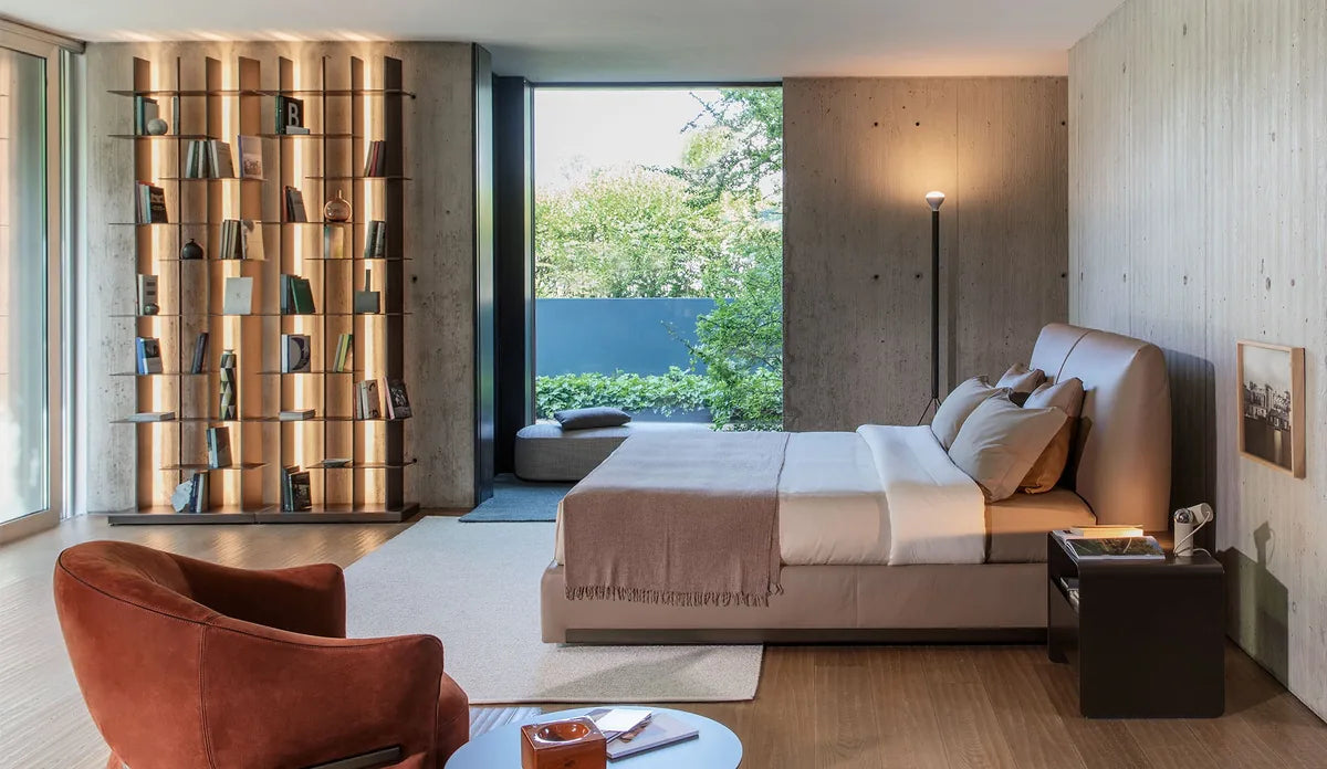 Flou AtelierM letto matrimoniale design tessile imbottito testata plissé