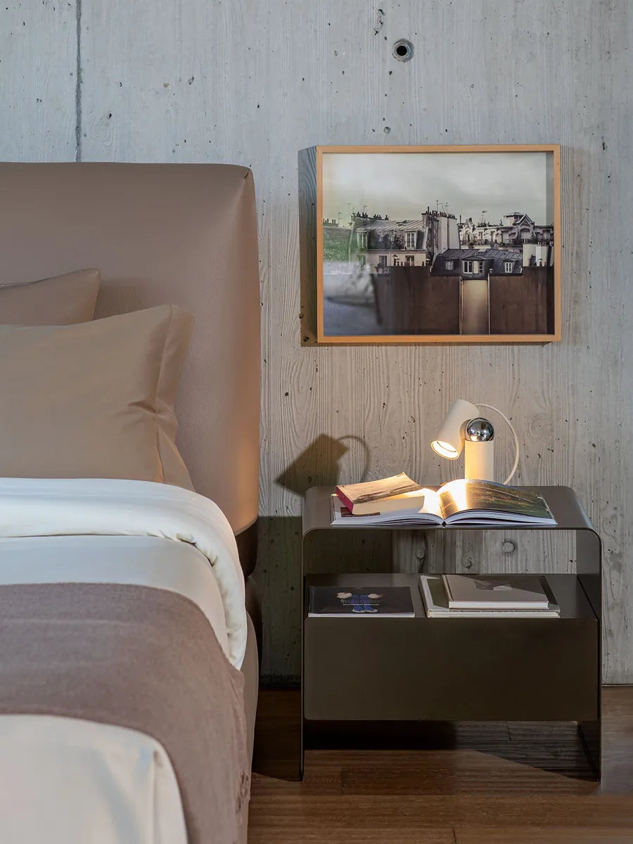 Flou AtelierM letto matrimoniale design tessile imbottito testata plissé