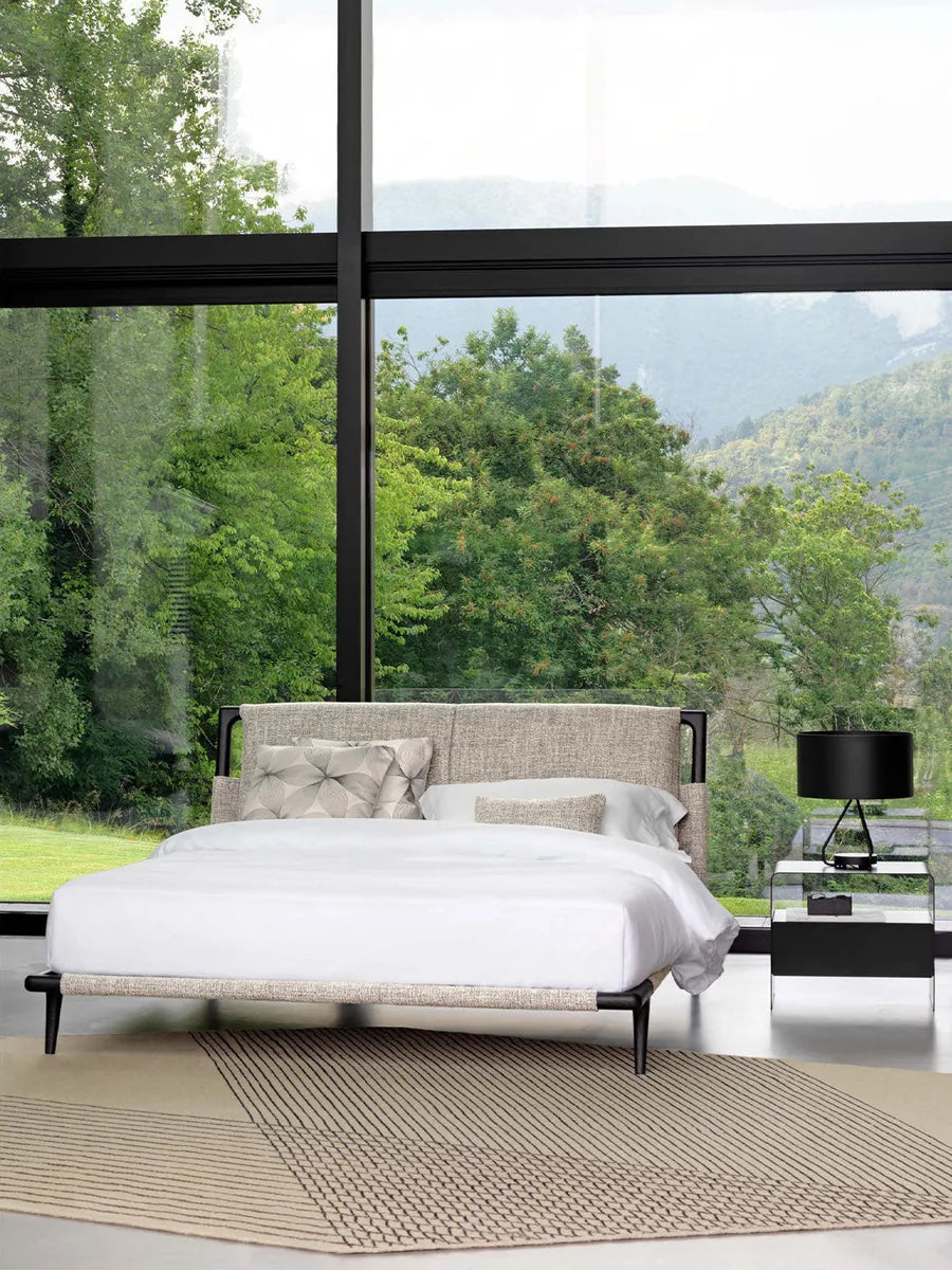 Flou Gaudí Matrimoniale - letto in legno massello con rivestimento tessile, design italiano