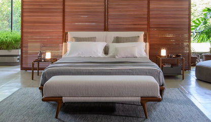 Flou Gaudí Matrimoniale - letto in legno massello con rivestimento tessile, design italiano