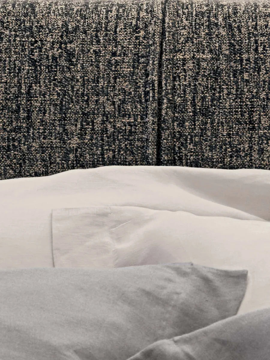 Flou Icon Matrimoniale - letto design in tessuto e pelle, testata imbottita - Stilmobili