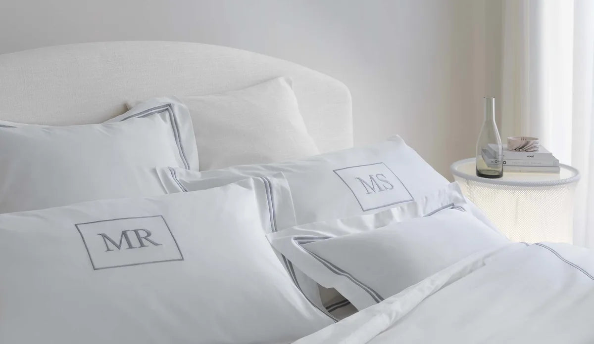 Flou Magnolia Matrimoniale letto imbottito testata pelle tessuto bianco