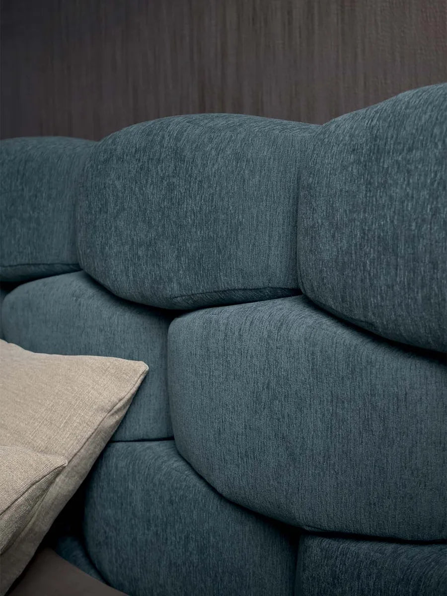Flou Majal letto matrimoniale testata tessile intrecciata design Carlo Colombo