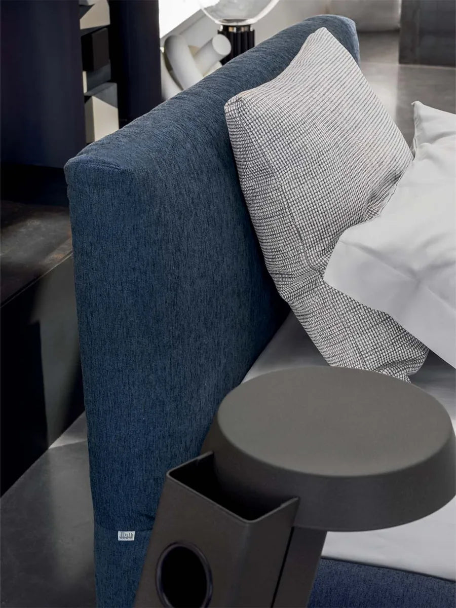 Flou Merkurio Singolo - Letto imbottito design Rodolfo Dordoni con testata e base morbide