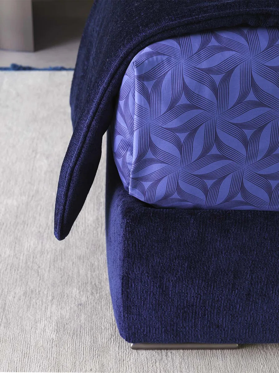 Flou Myplace letto matrimoniale con testata imbottita alta design Emanuela Garbin
