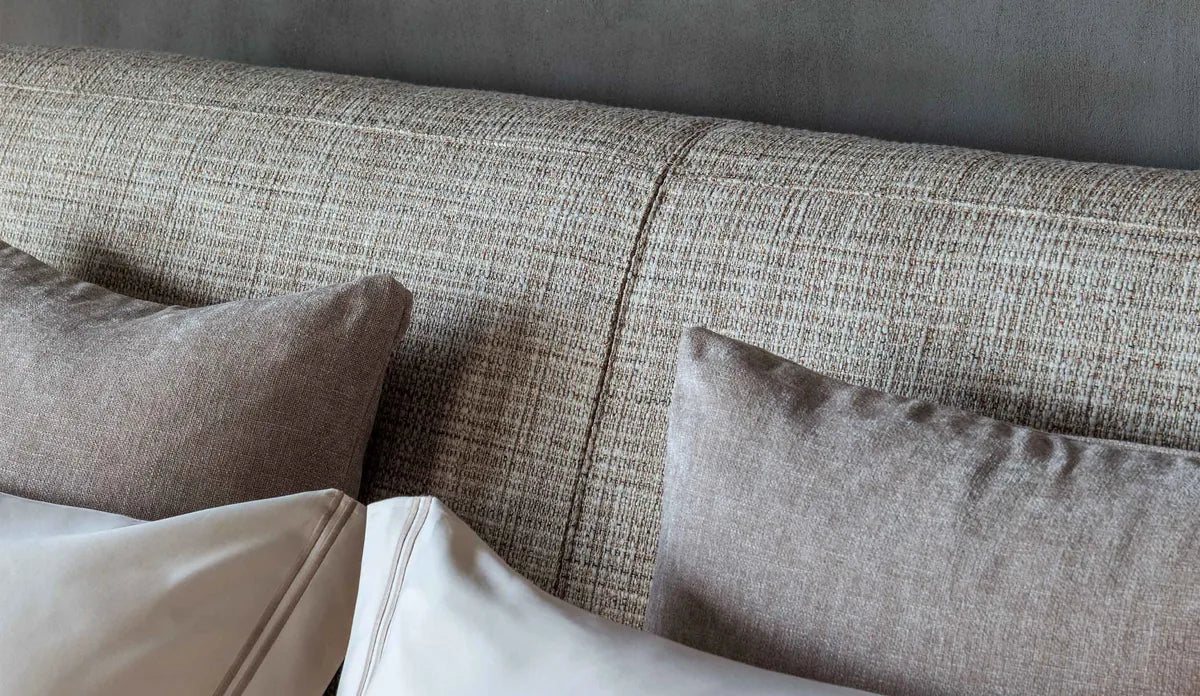 Flou Myplace letto matrimoniale con testata imbottita alta design Emanuela Garbin