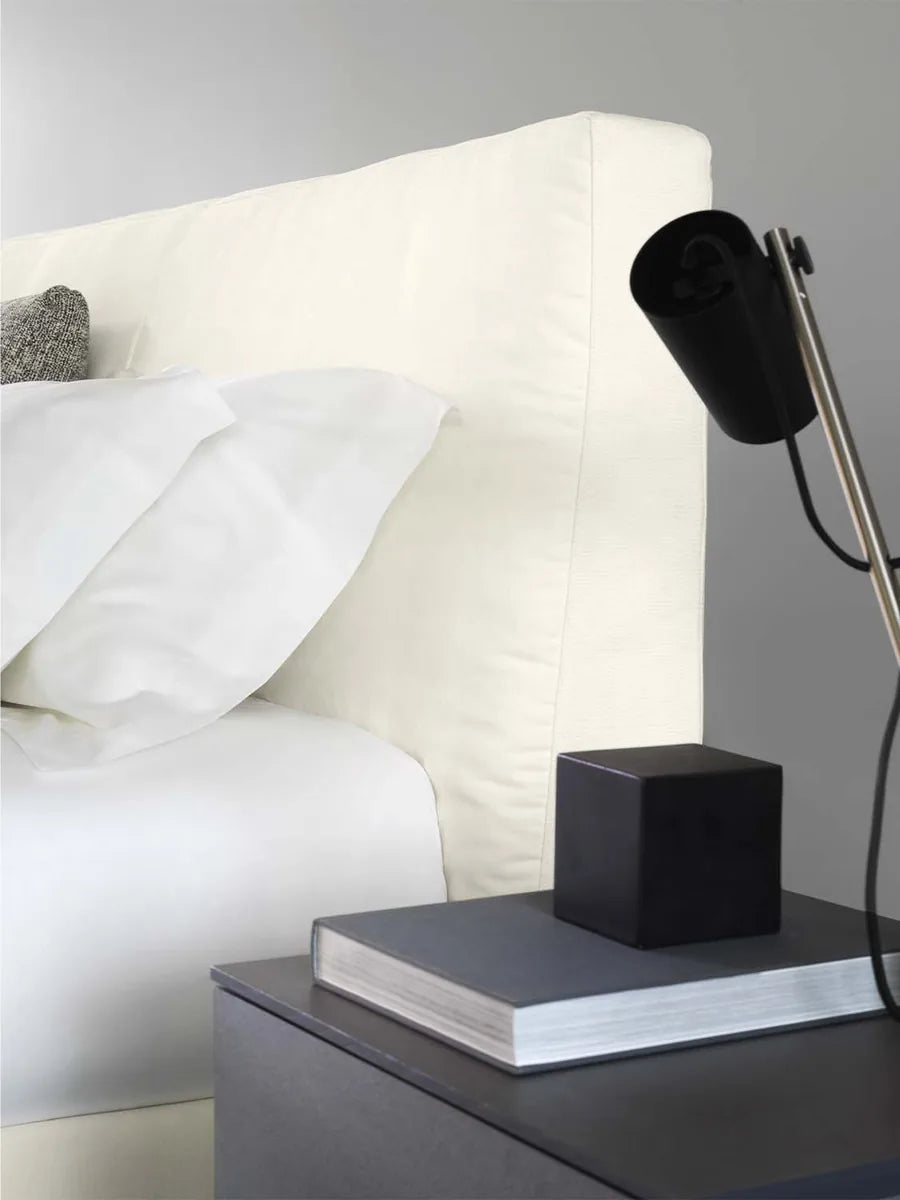 Flou Myplace letto matrimoniale con testata imbottita alta design Emanuela Garbin