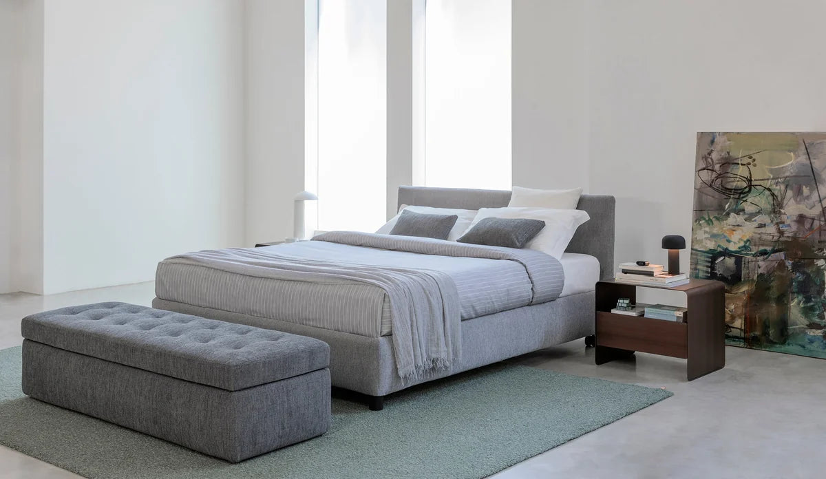 Flou Notturno Matrimoniale letto imbottito tessuto pelle design italiano