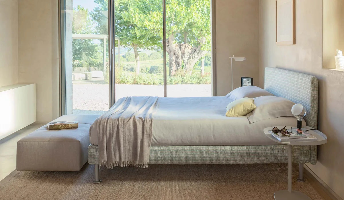 Flou Notturno Matrimoniale letto imbottito tessuto pelle design italiano