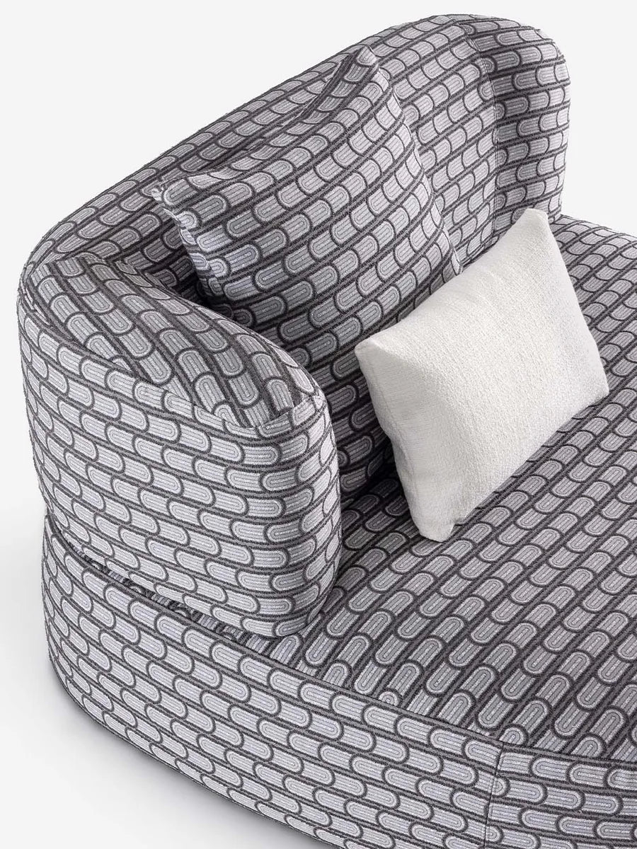 Flou Pierre letto imbottito design schienale curvato tessuto pelle
