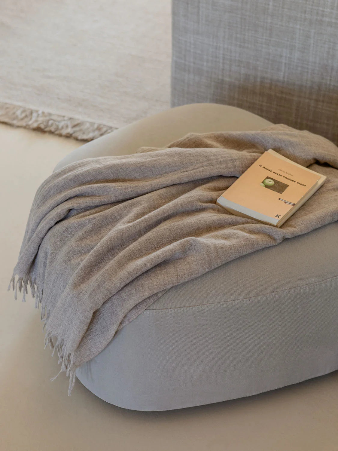 Flou Pierre Pouf B