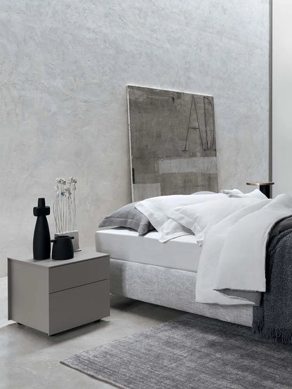 Flou Sommier Matrimoniale design italiano con base contenitore, rivestimento sfoderabile in tessuto