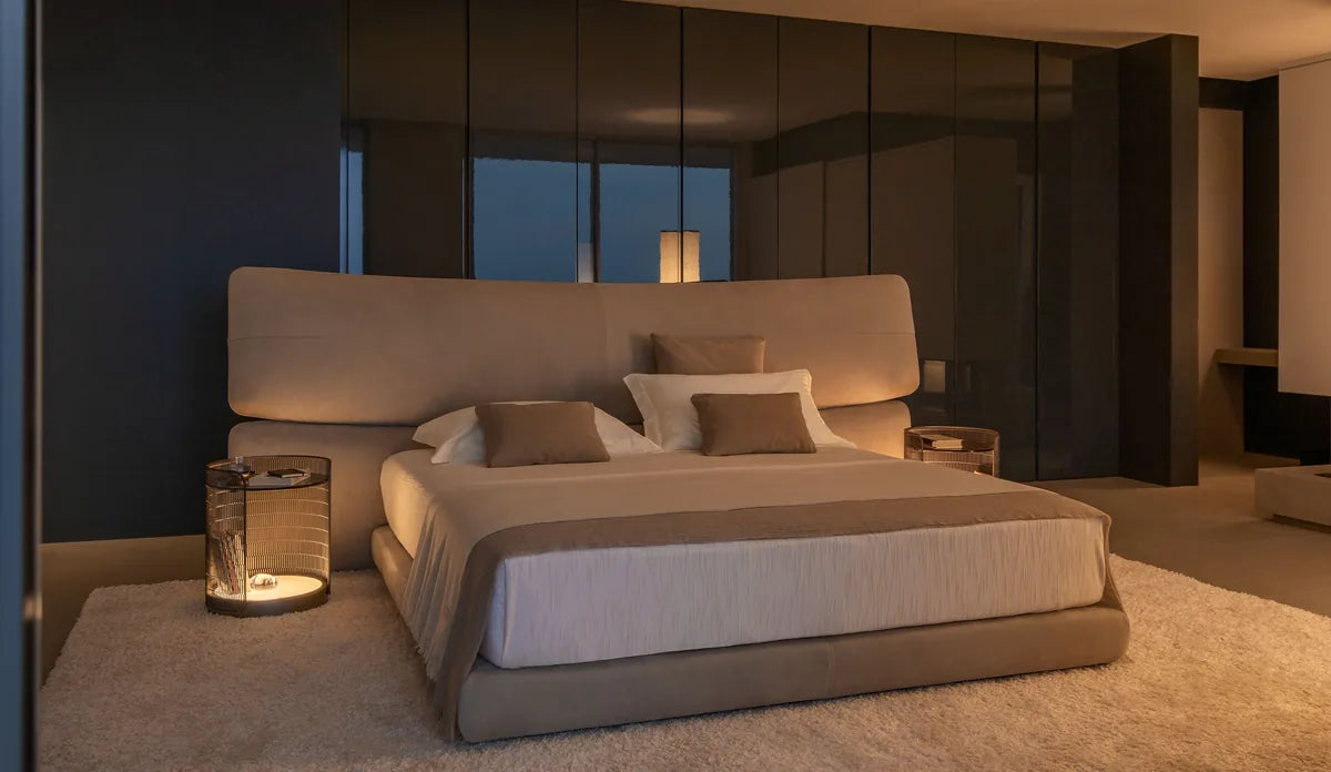 Flou Yuna Matrimoniale - Letto tessile design Carlo Colombo con testata imbottita generosa