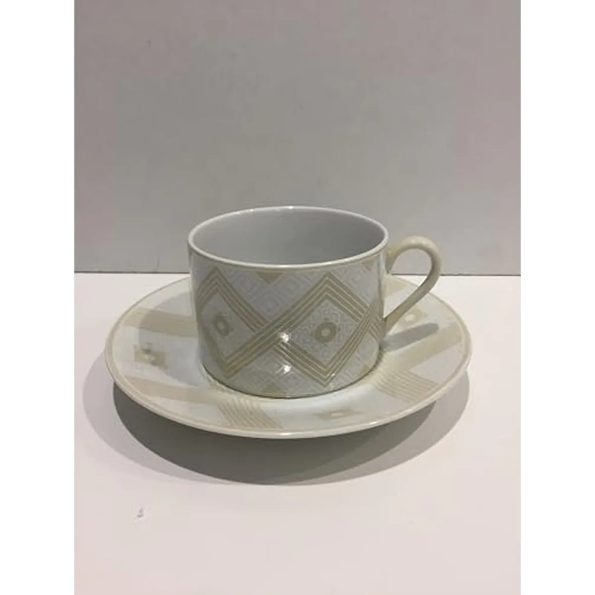 Taitù tazza da tè Linobianco porcellana bianca con decoro in rilievo
