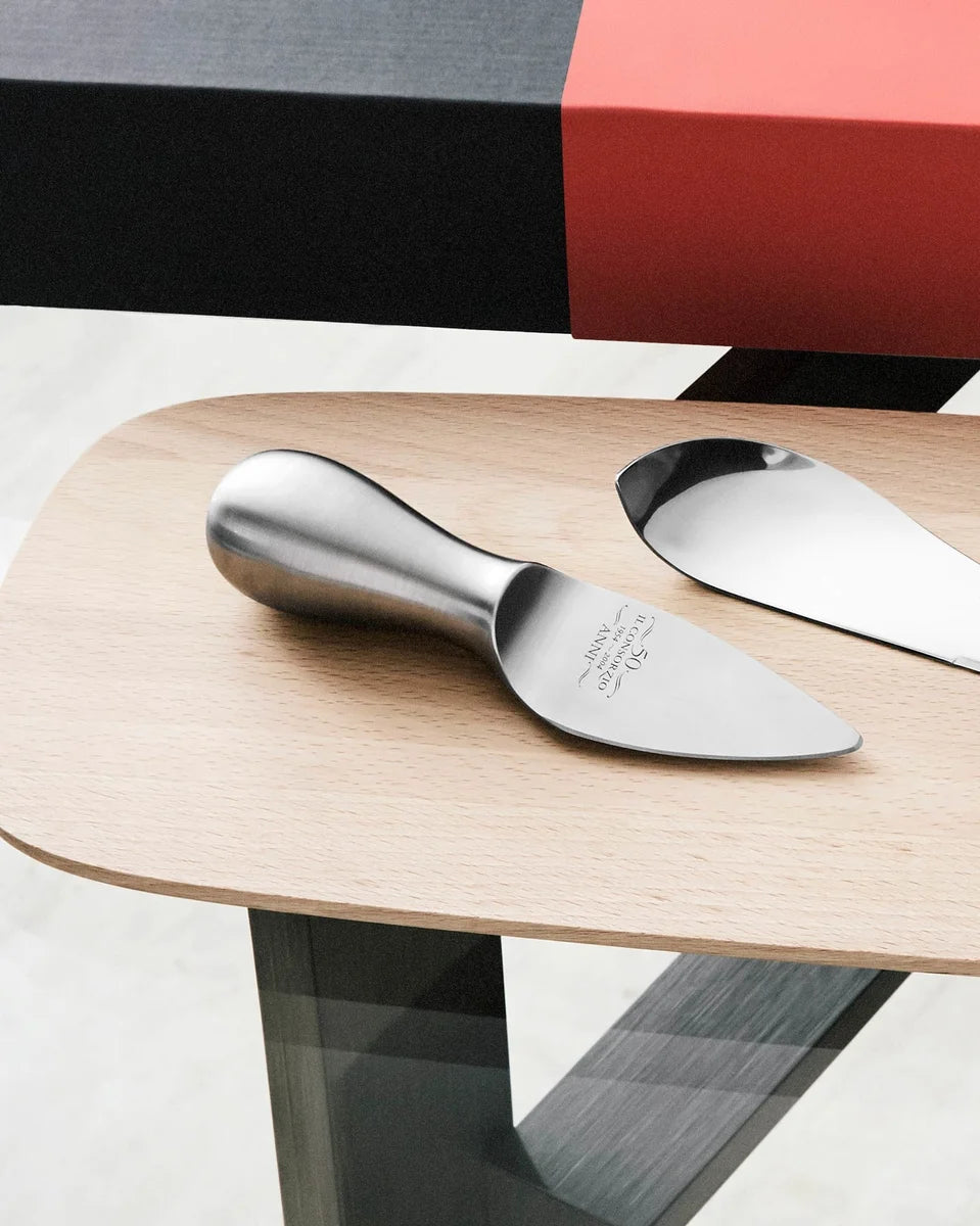 Alessi — & Cheese SG507 | Set formaggio legno e acciaio inox — dettaglio