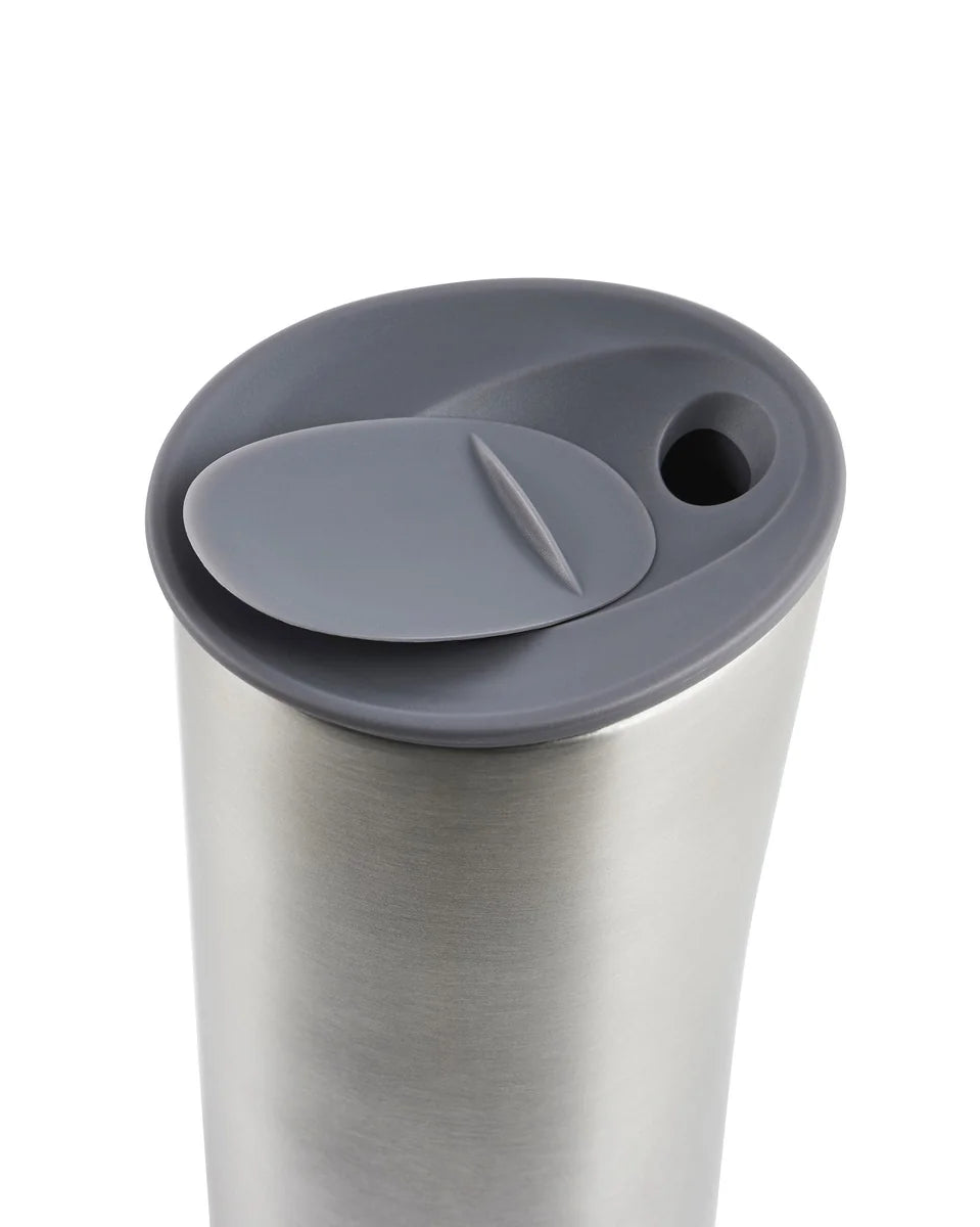 Alessi — Buri BK01 | Bicchiere termico acciaio — ambientazione