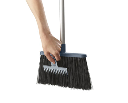 Joseph Joseph paletta scopino supporto a parete Dust-shield con setole morbide e bordo a gradini