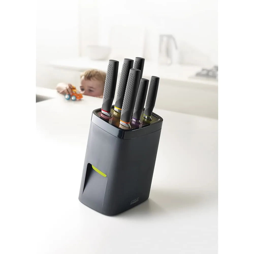 Joseph Joseph Set 6 Coltelli con Ceppo in acciaio inossidabile - Stilmobili