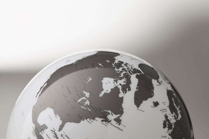 Atmosphere Light & Colour Metal Charcoal — dettaglio cartografia e base