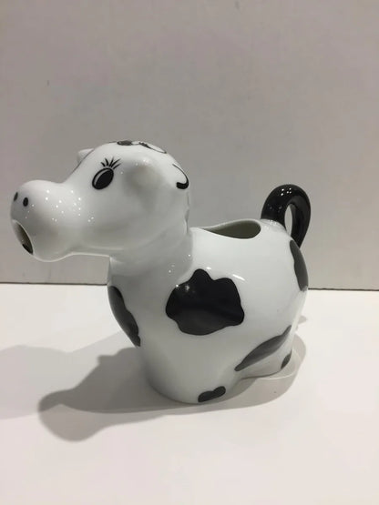 Stilmobili Lattiera Mucca Bianca e Nera in ceramica - design italiano per la tavola
