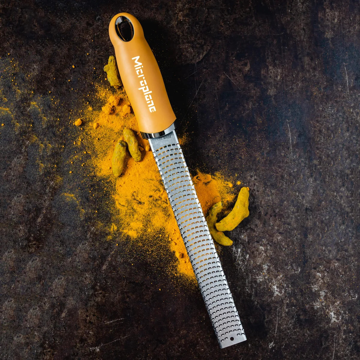 Microplane Zester grattugia acciaio inossidabile con manico ergonomico e cover protettiva