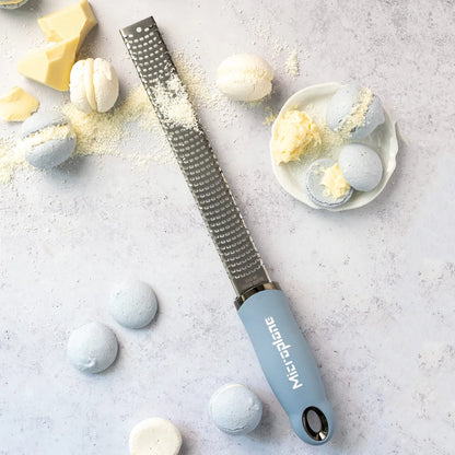Microplane Zester grattugia acciaio inossidabile con manico ergonomico e cover protettiva