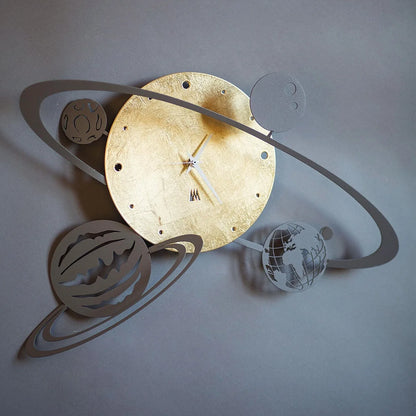 Arti & Mestieri orologio da parete design Sistema Solare con pianeti in rotazione