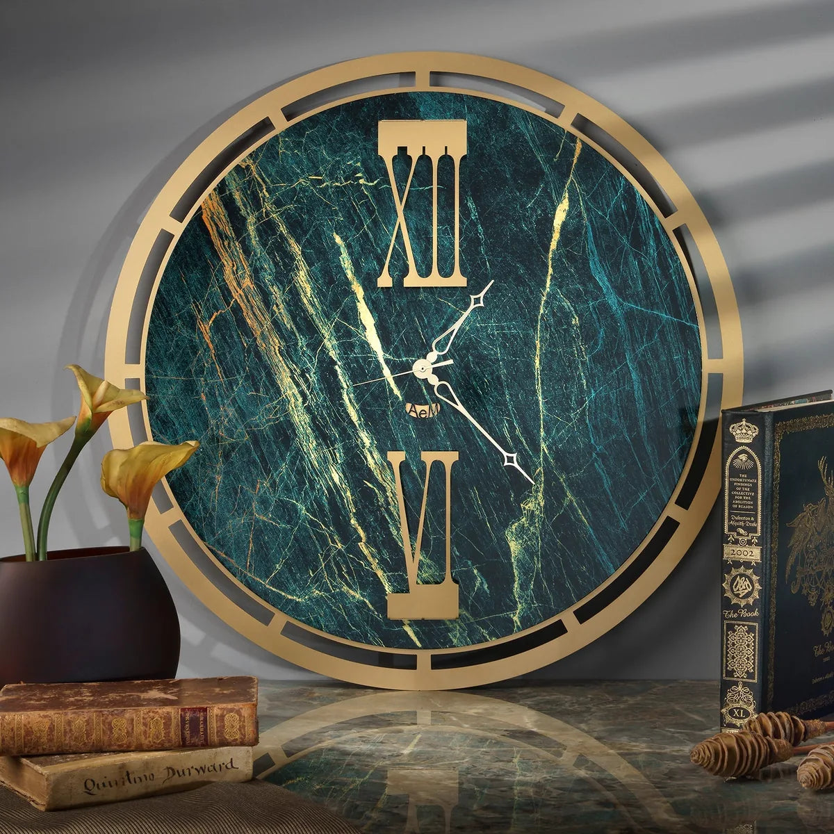 Arti & Mestieri Orologio da parete Mood in ferro, design moderno con numeri romani