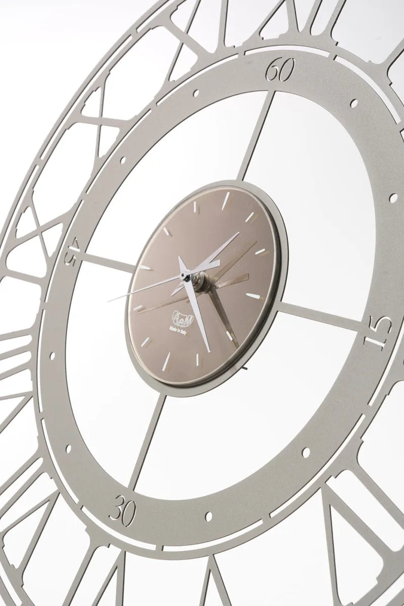 Arti & Mestieri orologio da parete Koros 50 design essenziale numeri romani