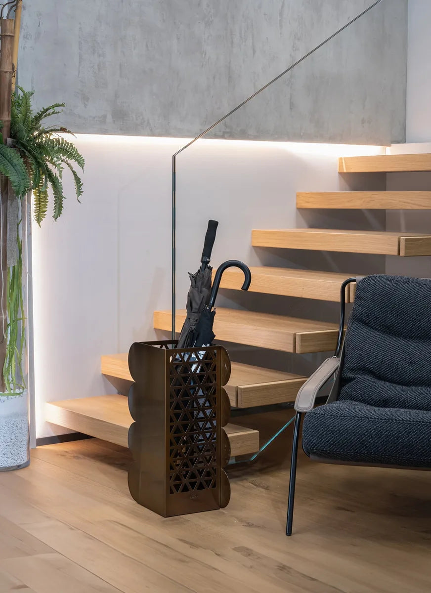 Arti & Mestieri Portaombrelli Piper design geometrico traforato con semicerchi